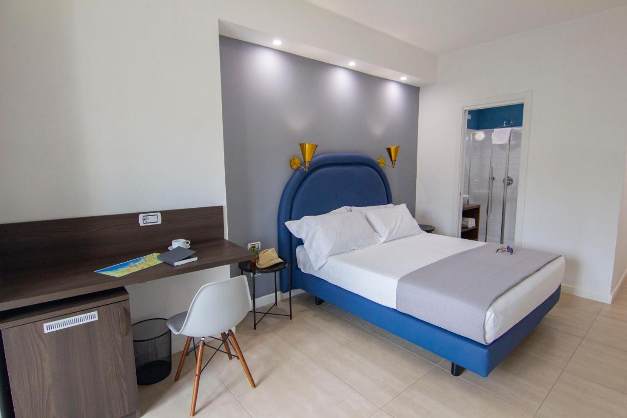 Mako Sorrento Suites 외부 사진
